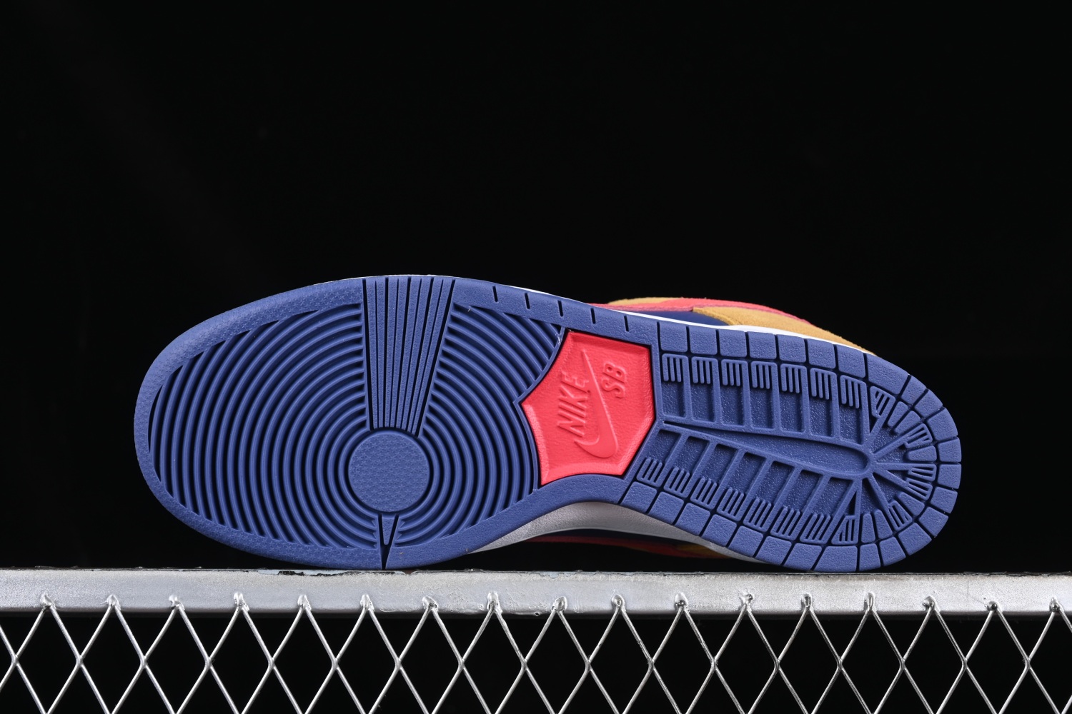 Nike SB Dunk Low Reverse Papa Bear BQ6817-700