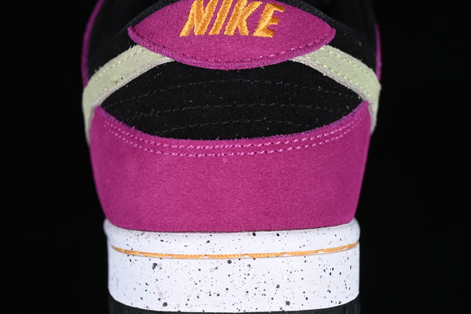 Nike SB Dunk Low Pro ACG Terra Red Plum BQ6817-501