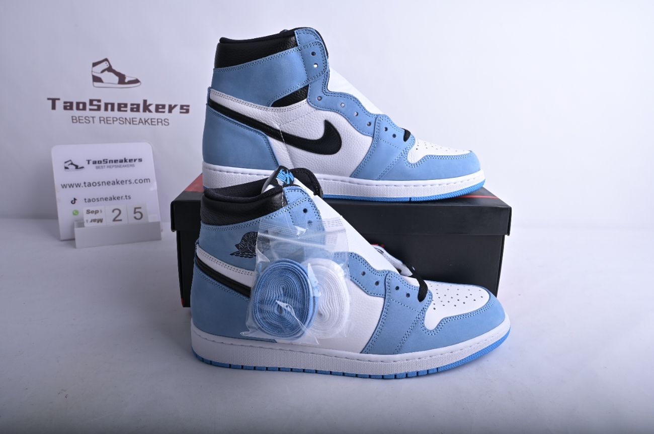 Jordan 1 Retro High White University Blue Black 555088-134