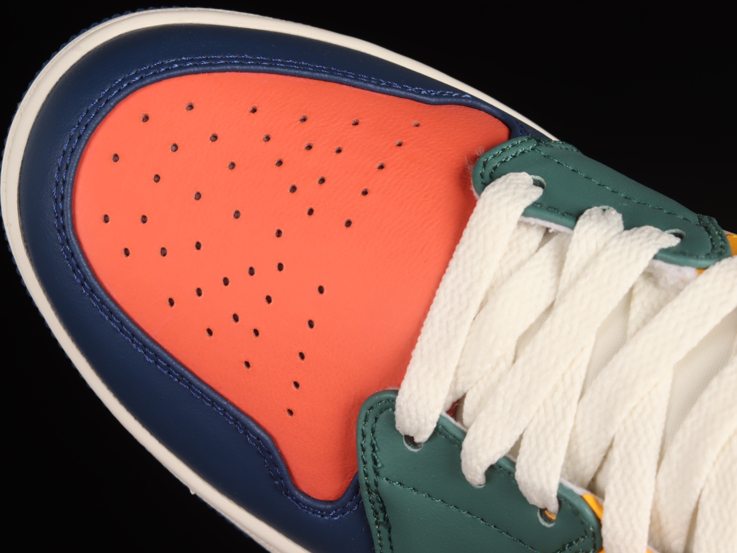 Jordan 1 Mid SE Multi Color (2022)  DN3738-400
