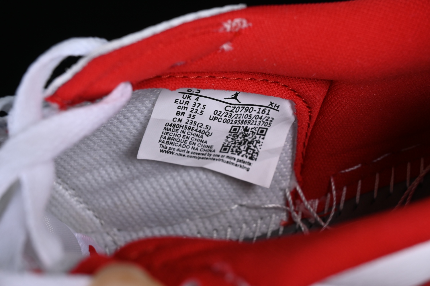 Jordan 1 Retro Low OG University Red CZ0790-161