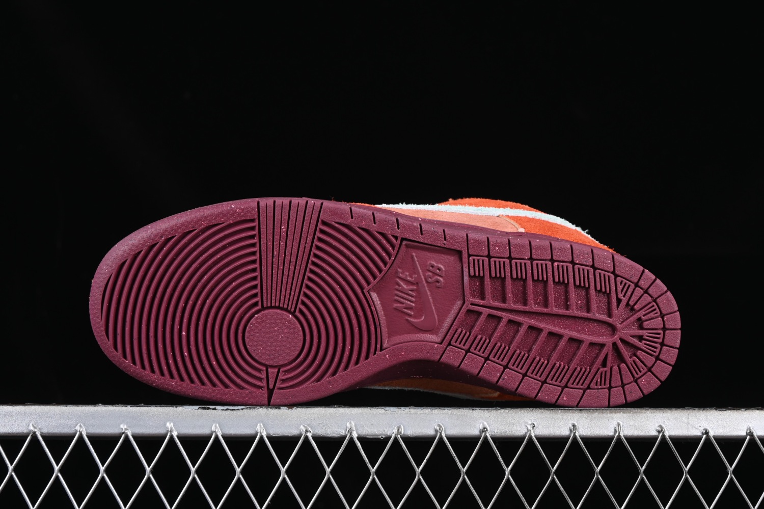 Nike SB Dunk Low Mystic Red Rosewood DV5429-601