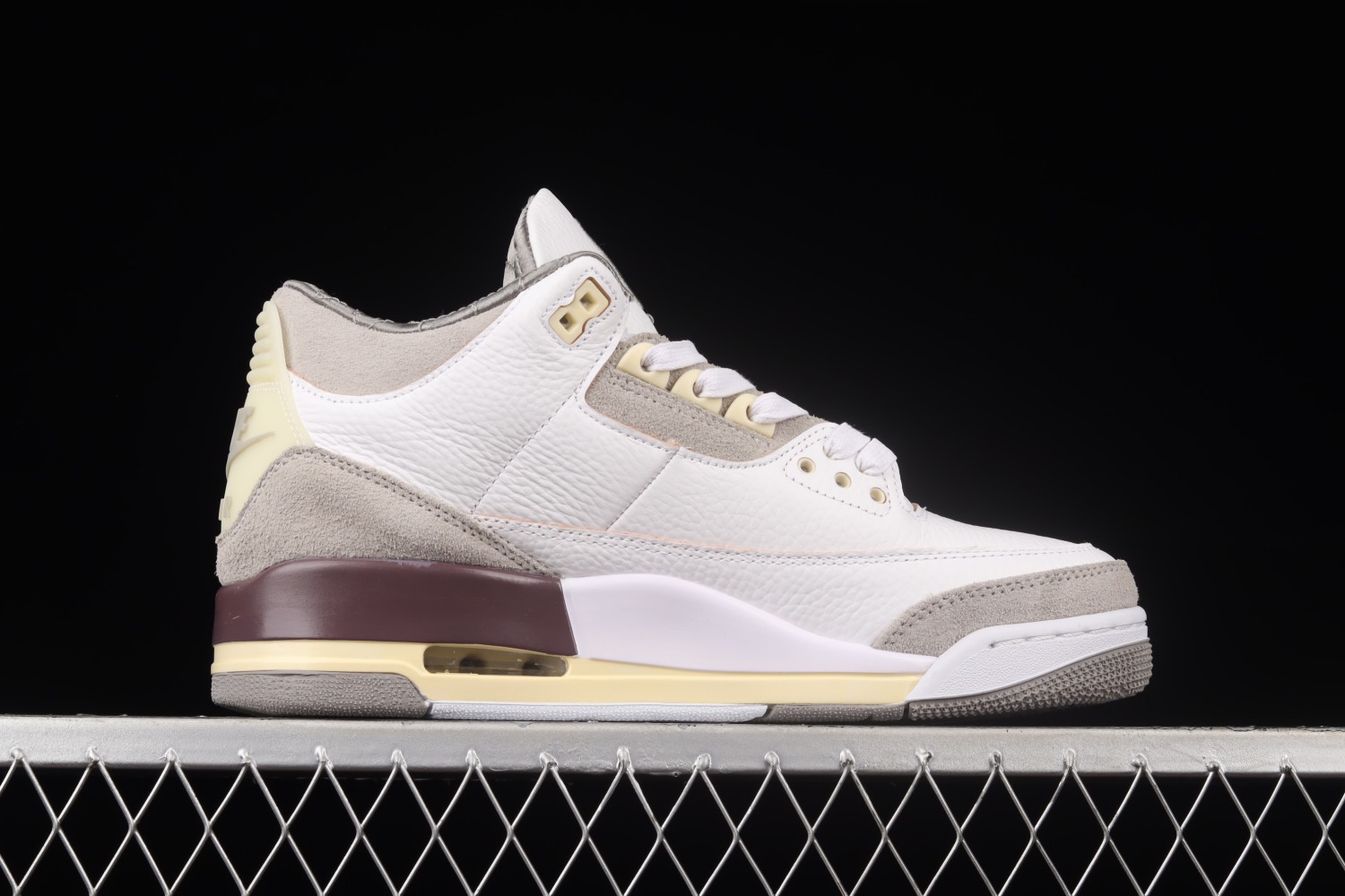 Jordan 3 Retro A Ma Maniére (W) DH3434-110