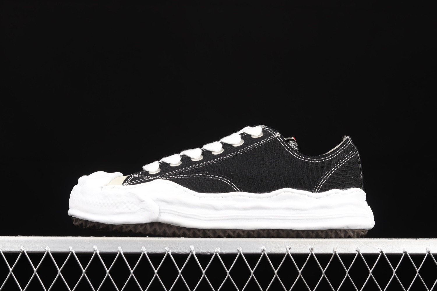 Mihara Yasuhiro Hank OG Sole Canvas Low Black A01FW702