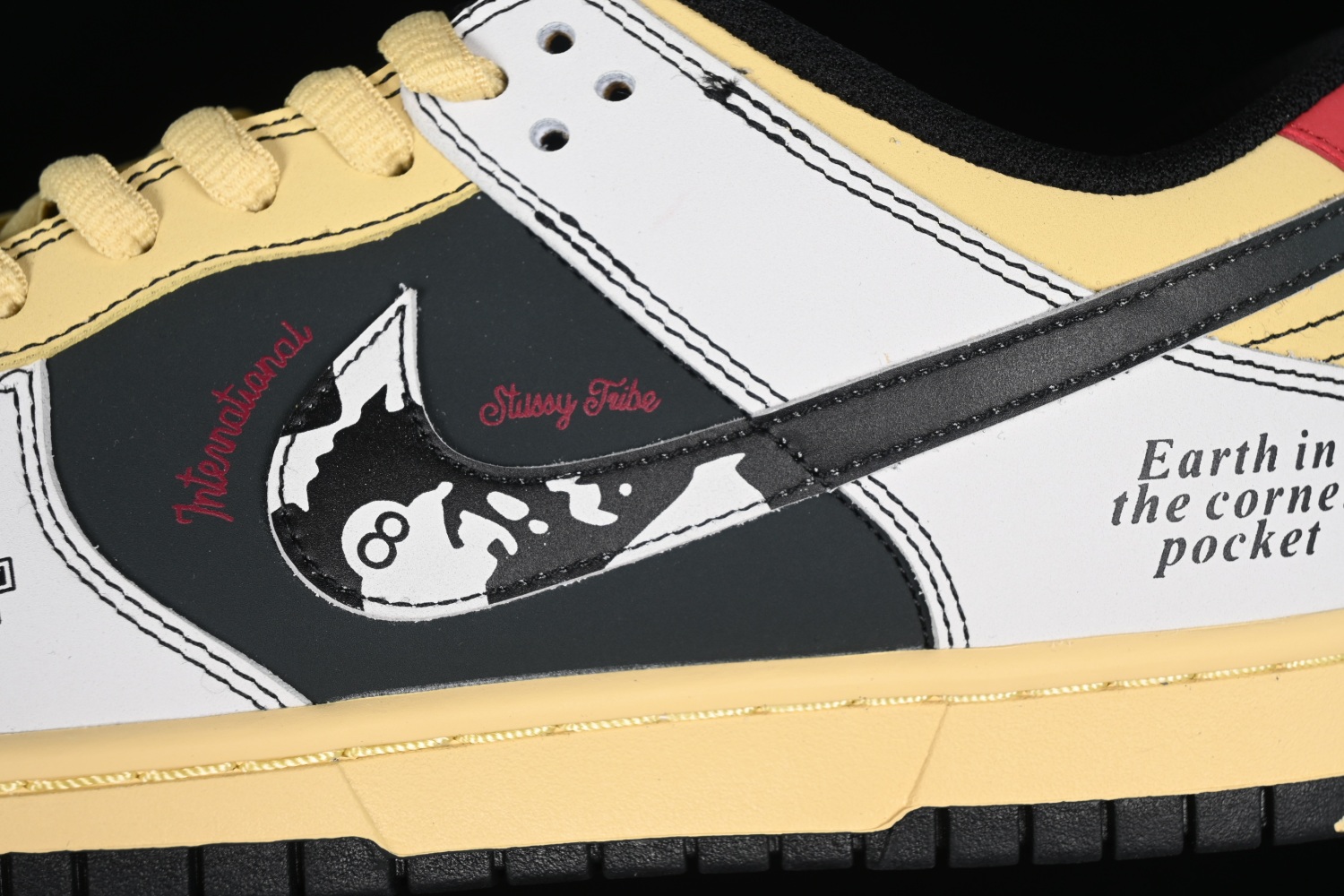 Nk SB Dunk Low  Stussy   ST6636-002