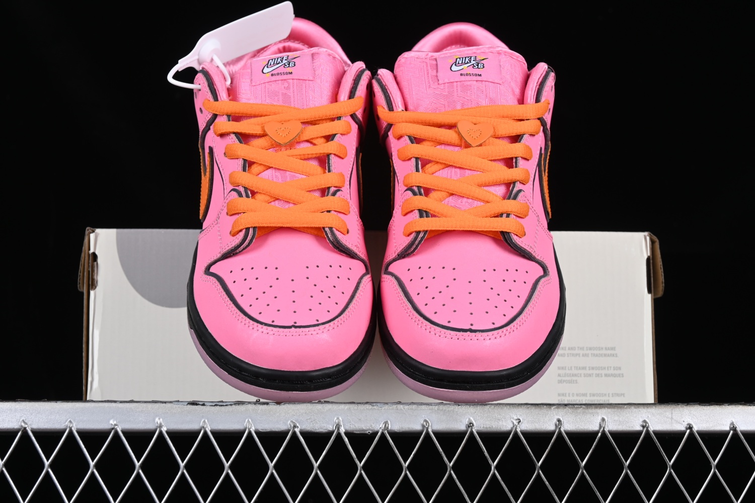 The Powerpuff Girls x Nk SB Dunk Low FD2631-600