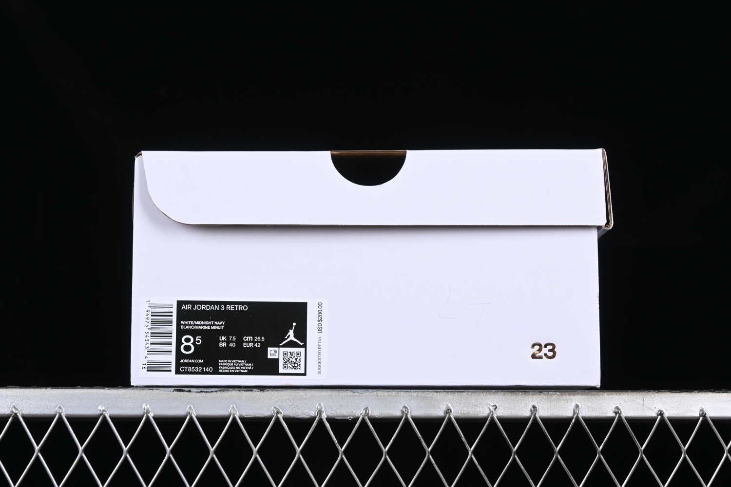 Jordan 3 Retro Midnight Navy CT8532-140