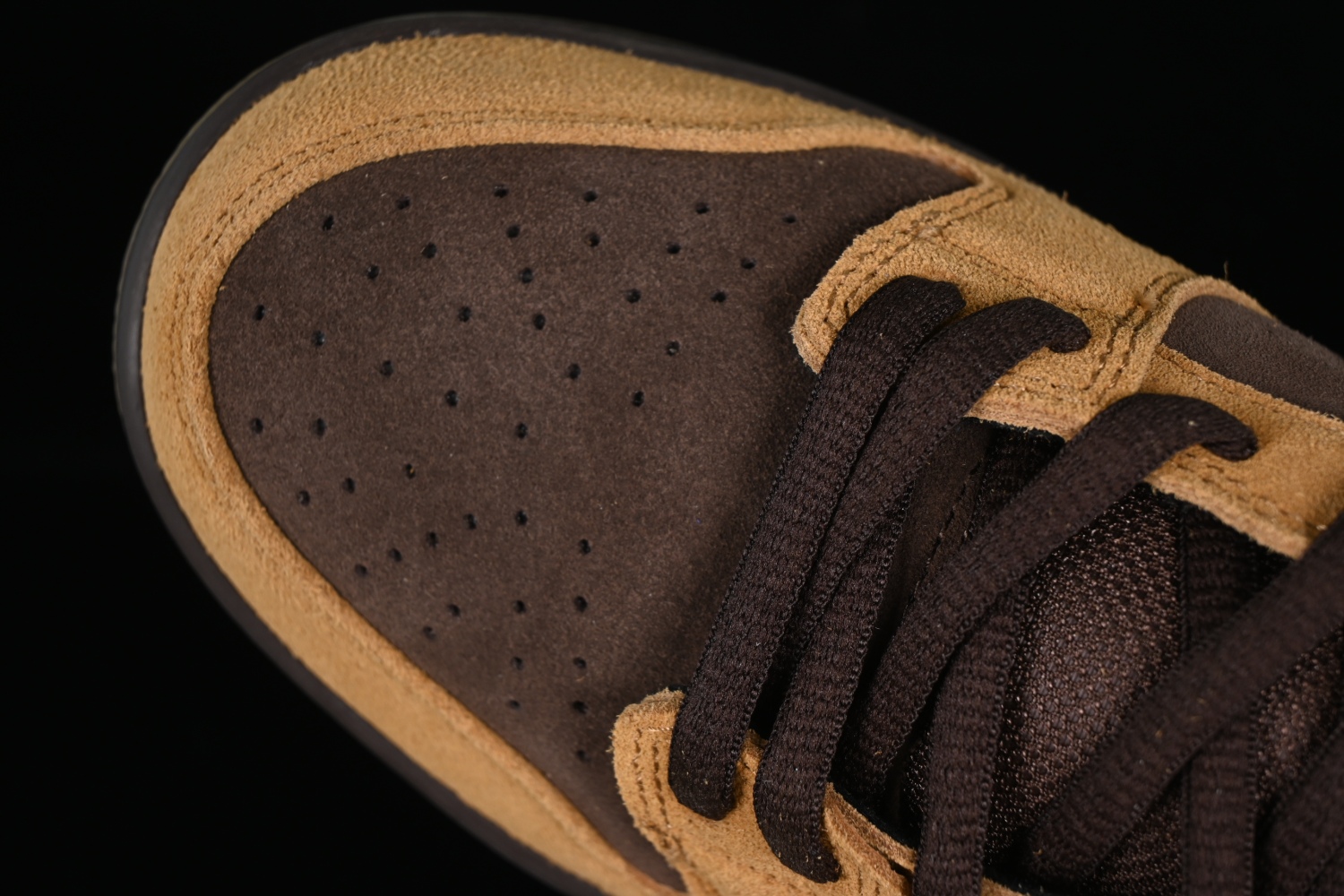 Nike SB Dunk Low Brown Pack 304292-221