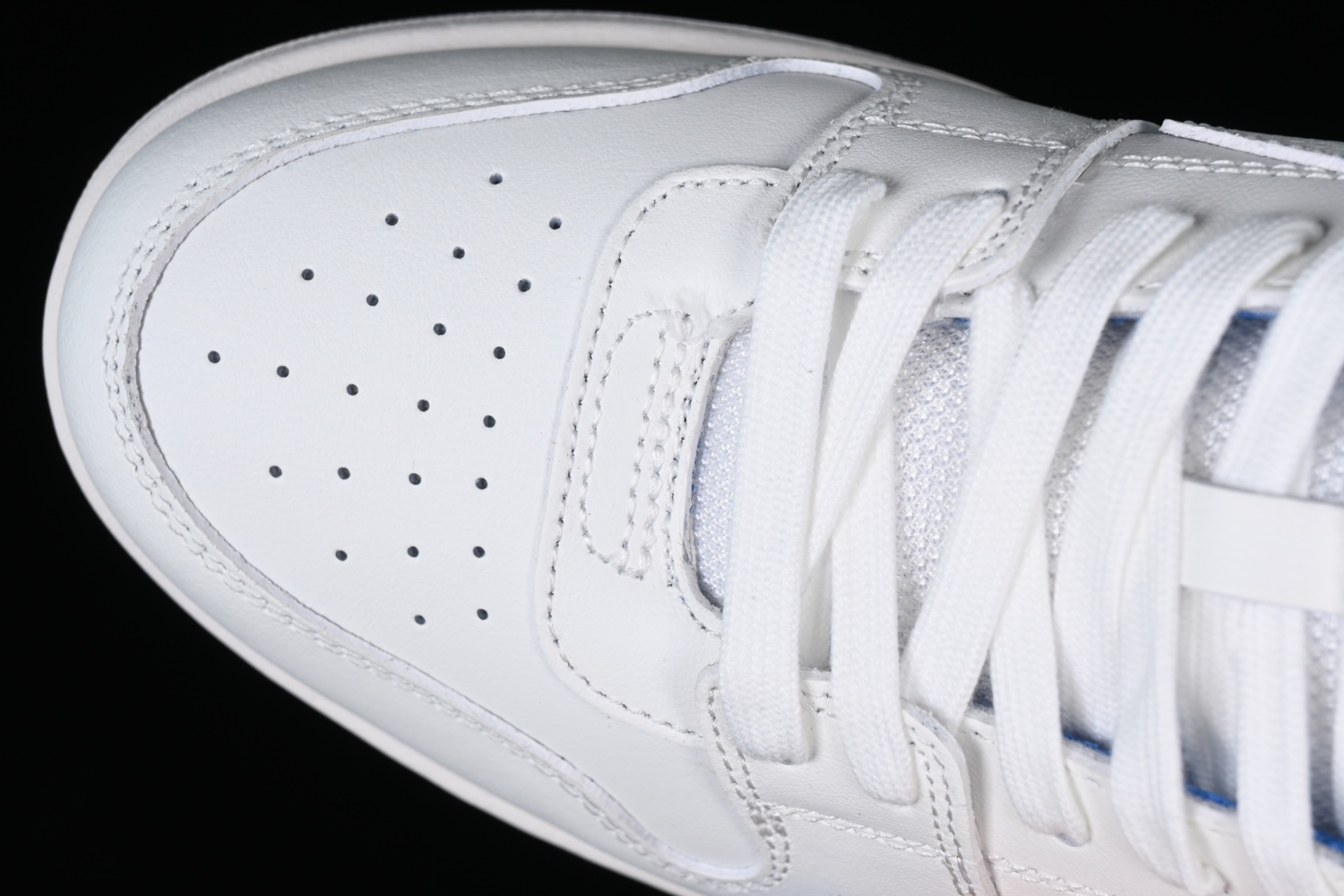 OFF-WHITE Out Of Office  OOO  Low Tops For Walking White White Dark Blue SS22  OMIA189S22LEA0030145