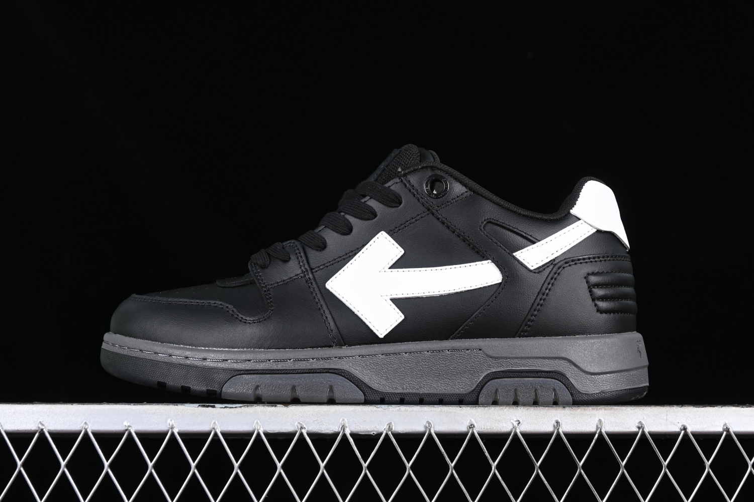 OFF-WHITE Out Of Office OOO Low Tops Black Gray White SS22 OMIA189C99LEA0011001