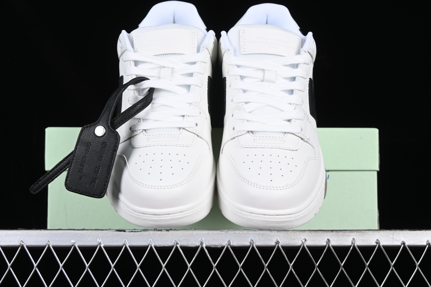 OFF-WHITE Out Of Office OOO 30 MM Low Tops Black White Blue OMIA189C99LEA0010110