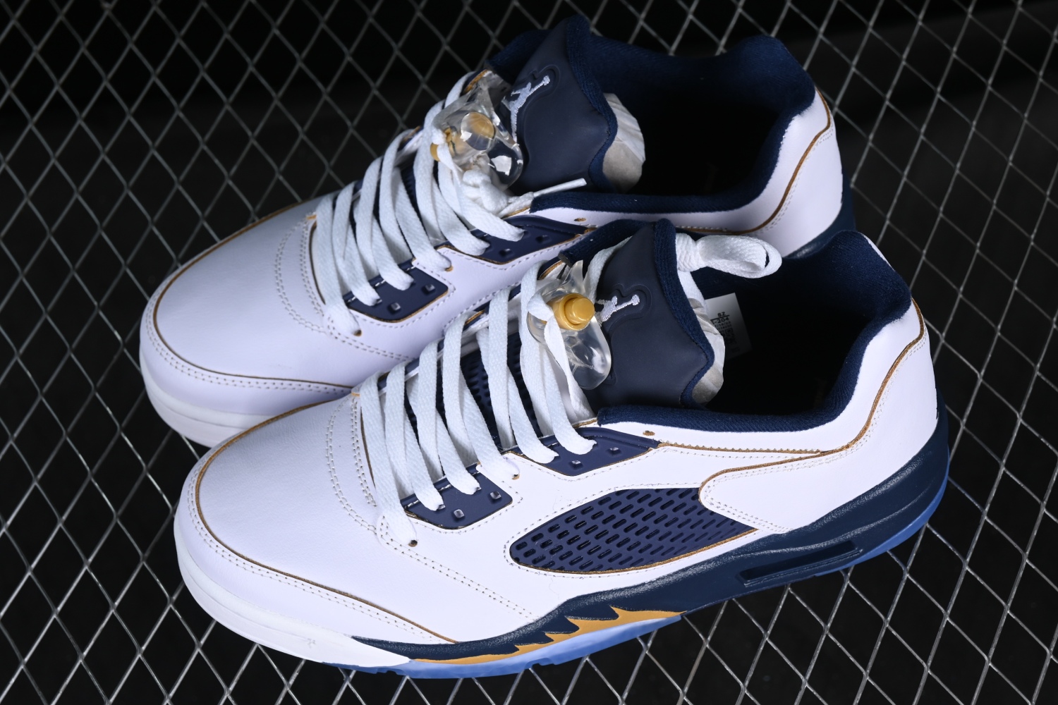 Jordan 5 Retro Low Dunk From Above 819171-135