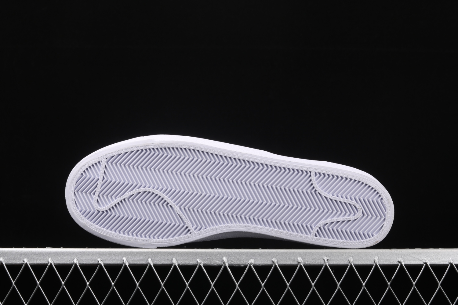 Nike Blazer Mid QS HH White Black BQ4808-101