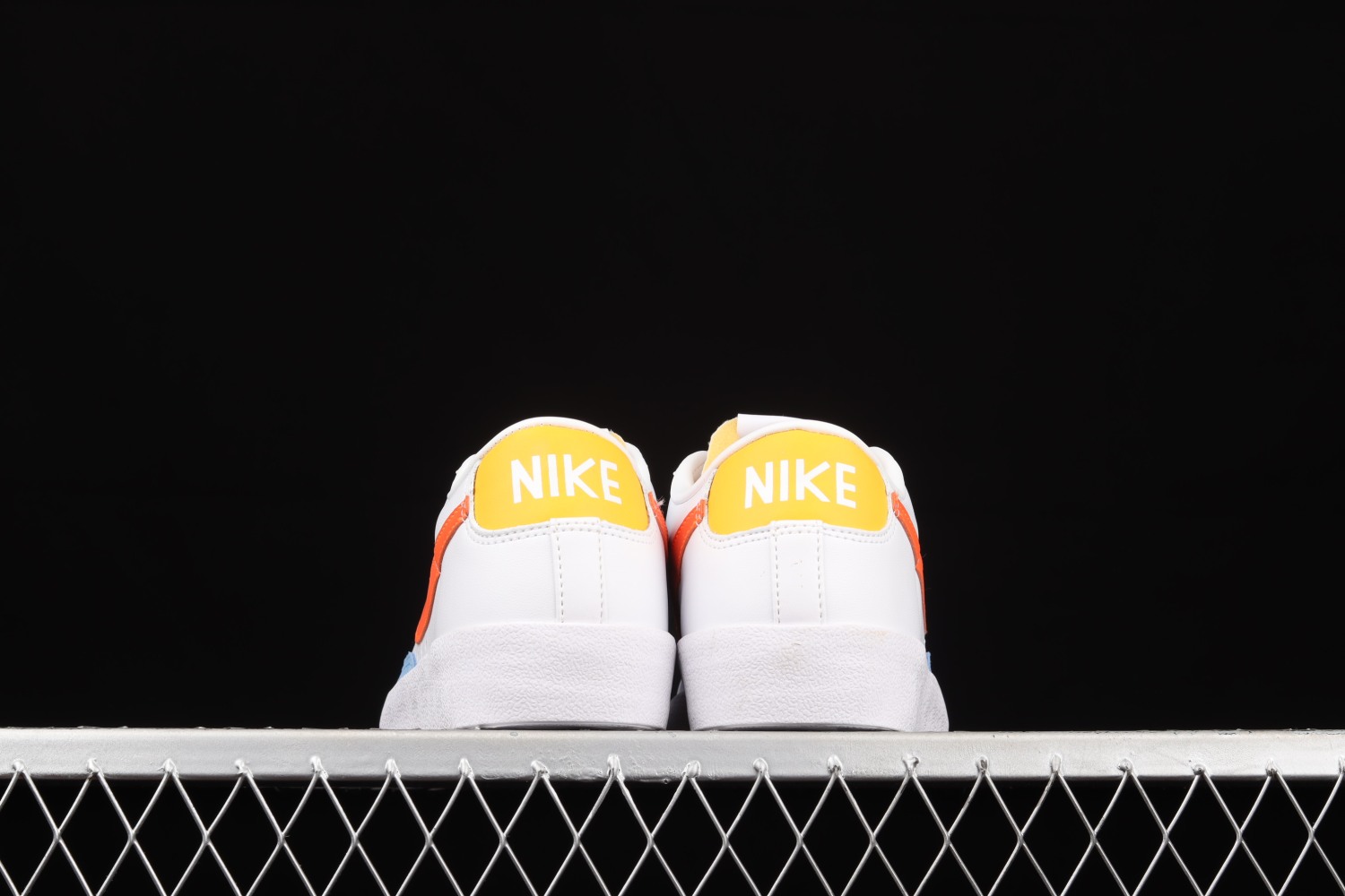 Nike Wmns Blazer Low ´77 DC4769-105