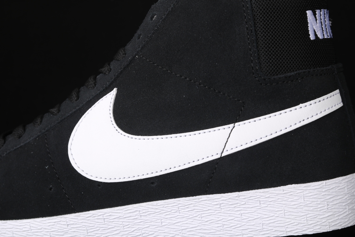 Nike SB Zoom Blazer Mid Black White 864349-002