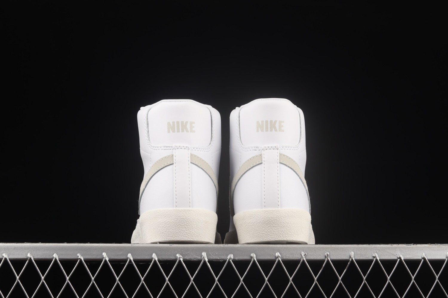 Nike Blazer Mid 