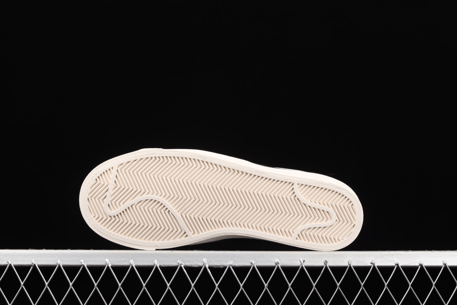 Nike Blazer Low White DC4769-102