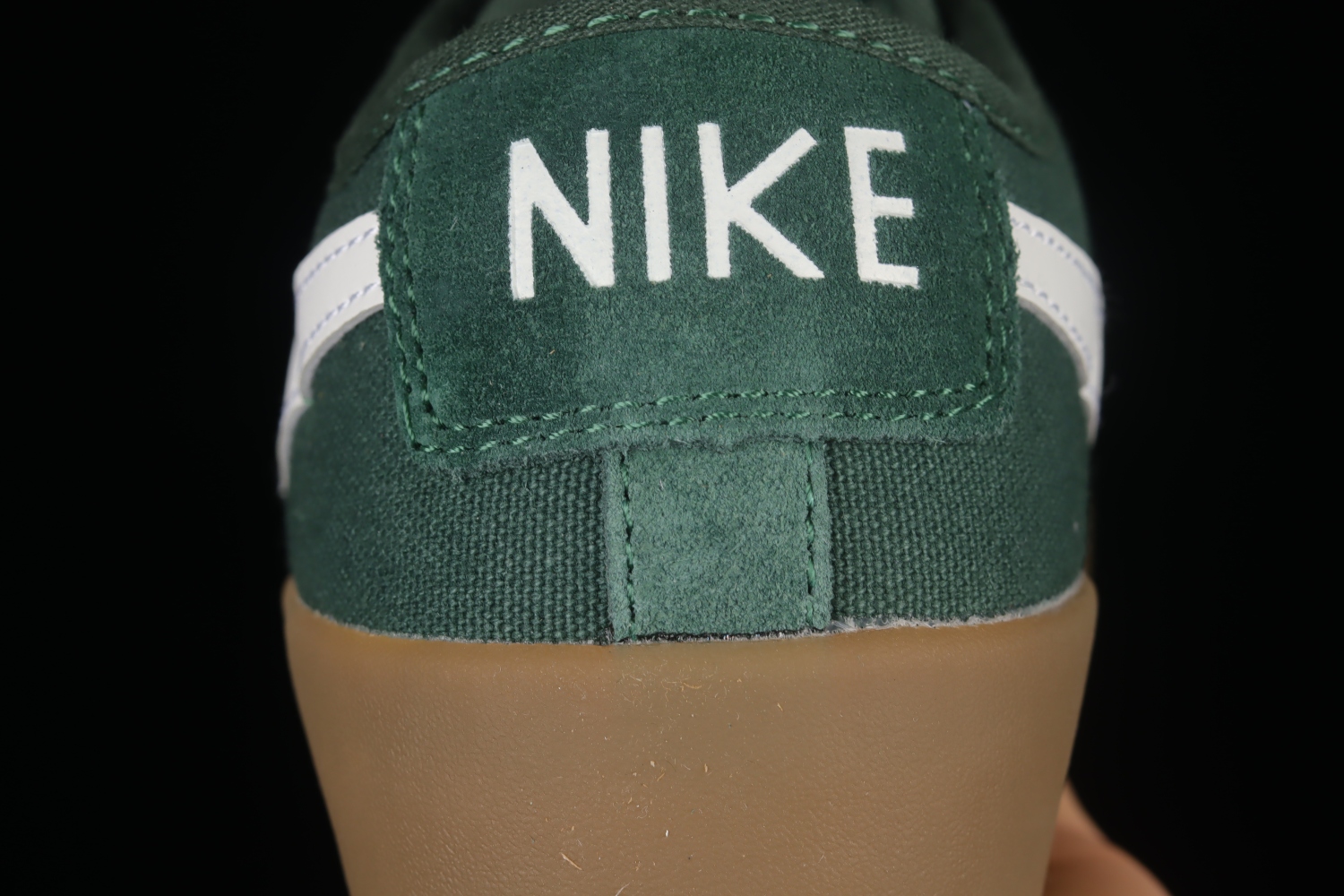Nike SB Zoom Blazer Low Pro GT Green/White-Gum DC0603-300