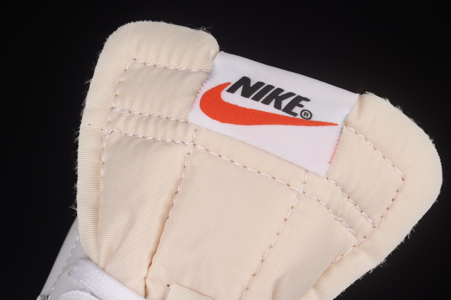 Nike Blazer Mid 