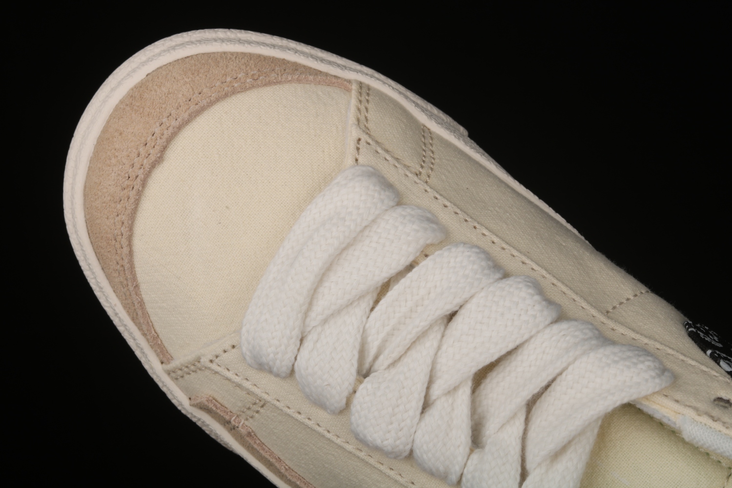 Nike Blazer Low Paisley Swoosh DJ4665-100