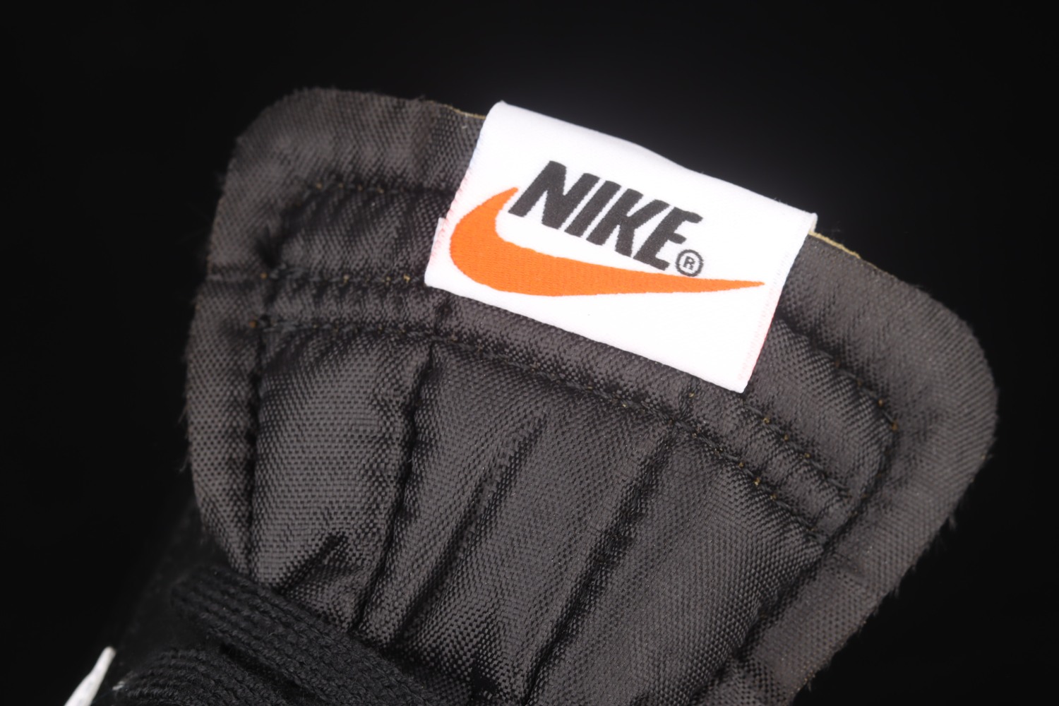 Nike Blazer Mid 77 Vintage Black Sail BQ6806-002