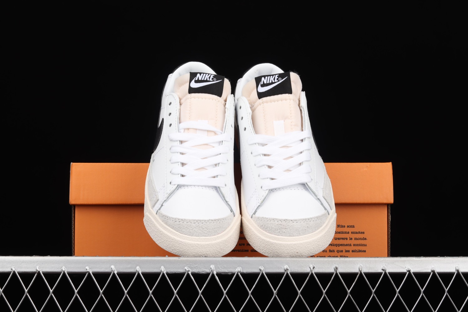 Nike Blazer Low White DC4769-102