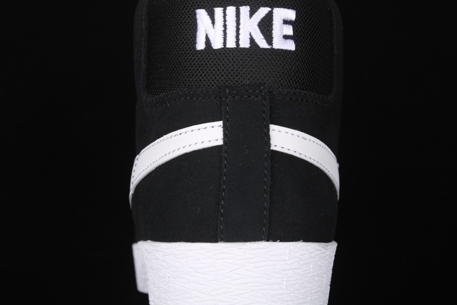 Nike SB Zoom Blazer Mid Black White 864349-002