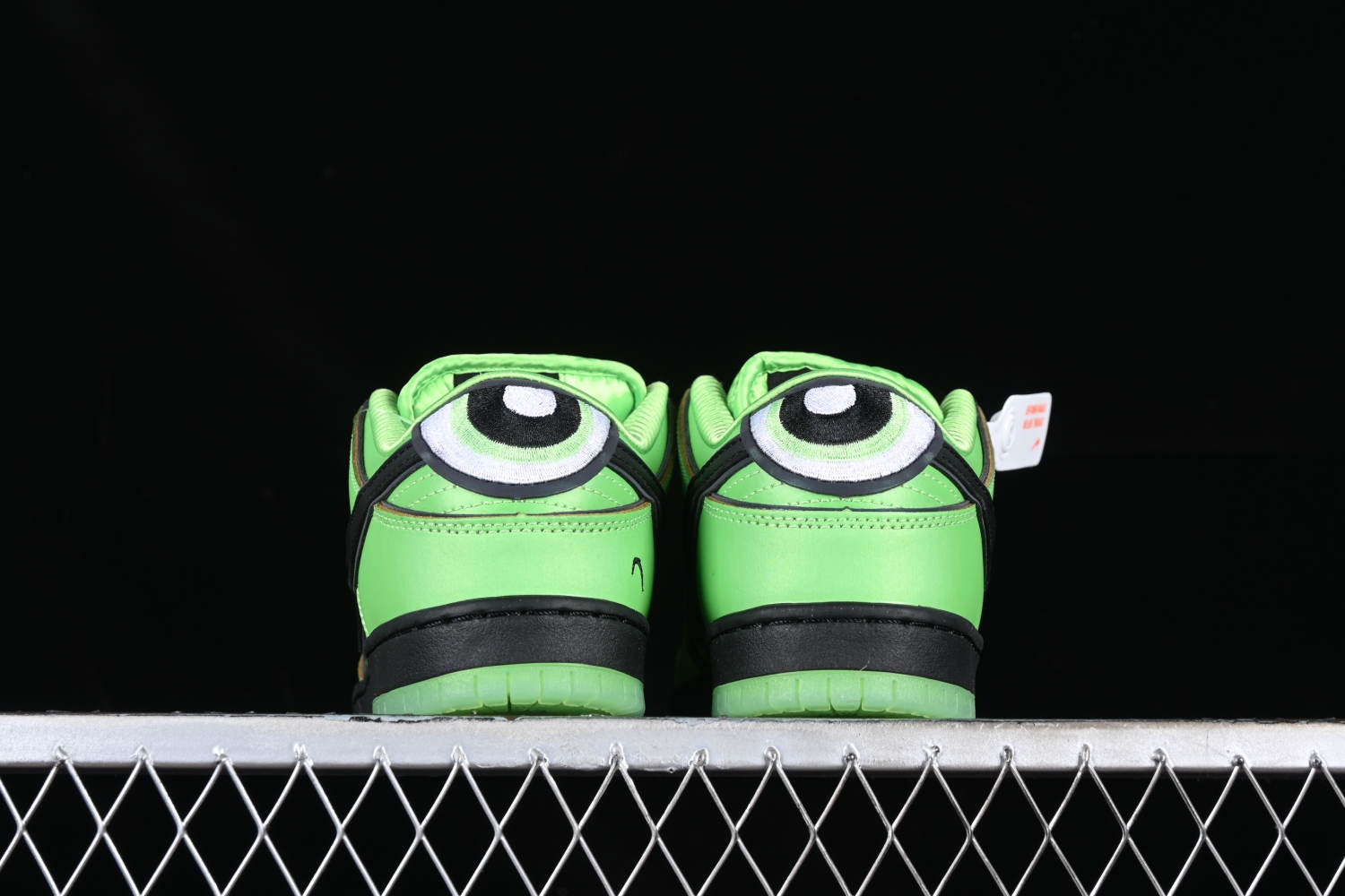 The Powerpuff Girls x Nk SB Dunk Low  FZ8319-300