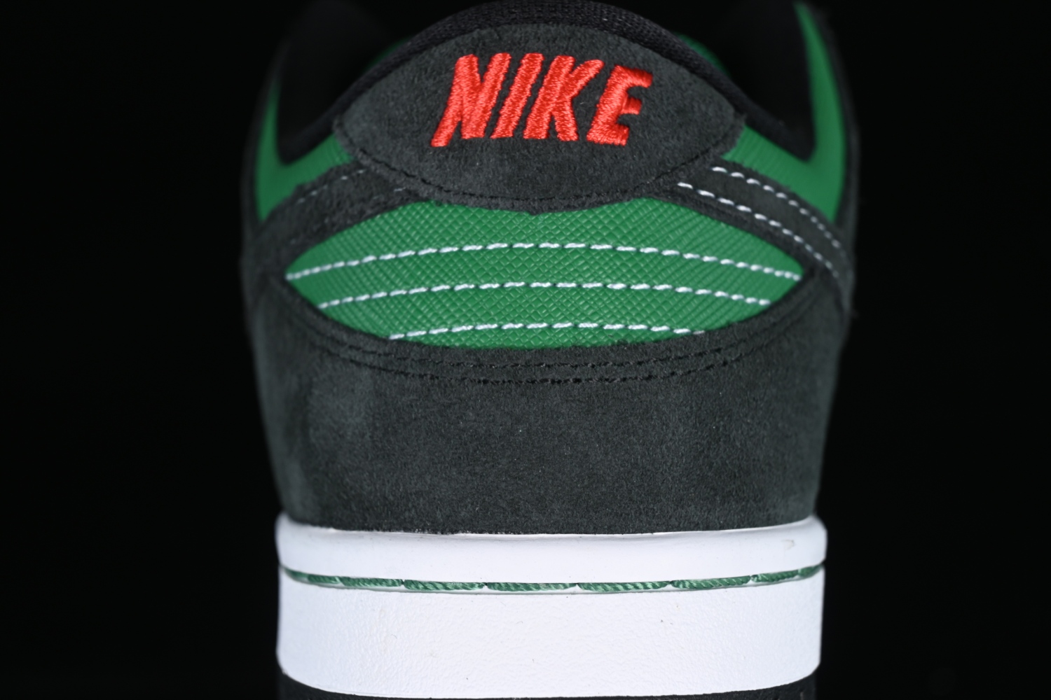 Nike SB Dunk Low Pine Green Black 313170-306