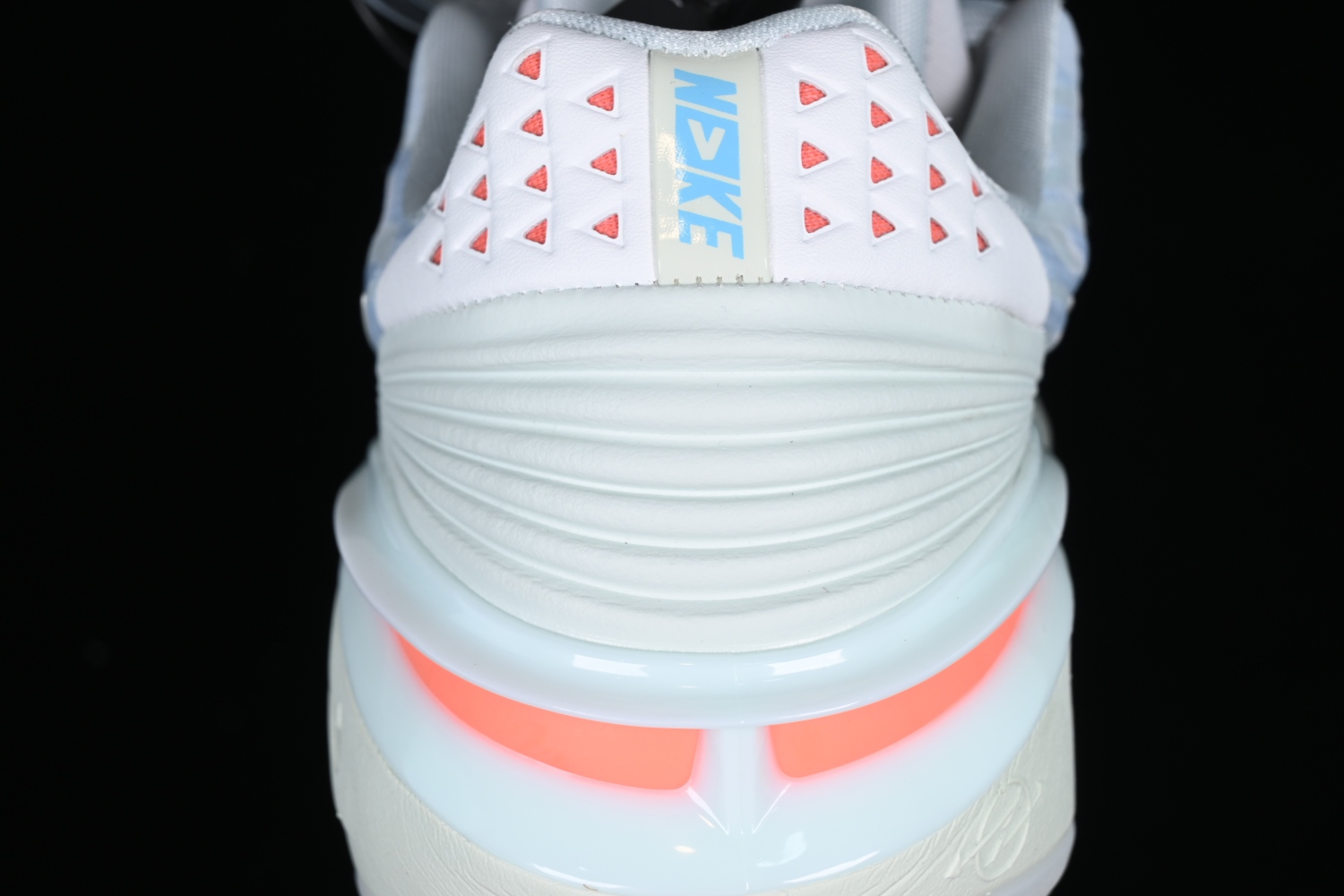 Nike Zoom GT Cut 2 Avant-Garde DJ6013-402