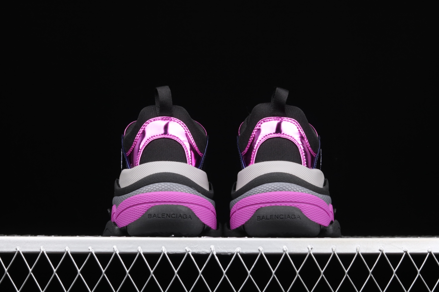 Bal**ci*ga Track.2 Open 524039-W2FW1-1976