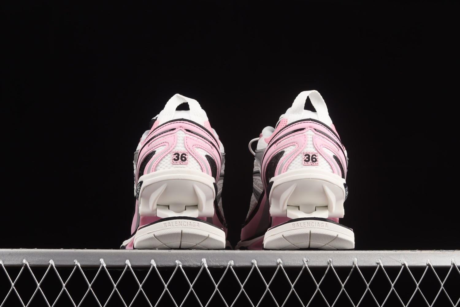 Bal**ci*ga X-Pander 6.0  pink  653870-W2RA5-5012