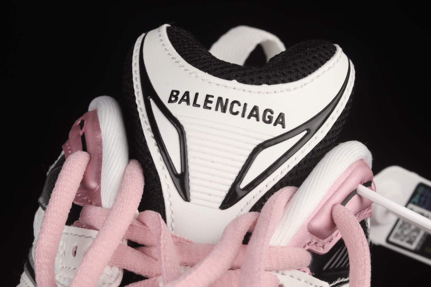 Bal**ci*ga X-Pander 6.0  pink  653870-W2RA5-5012