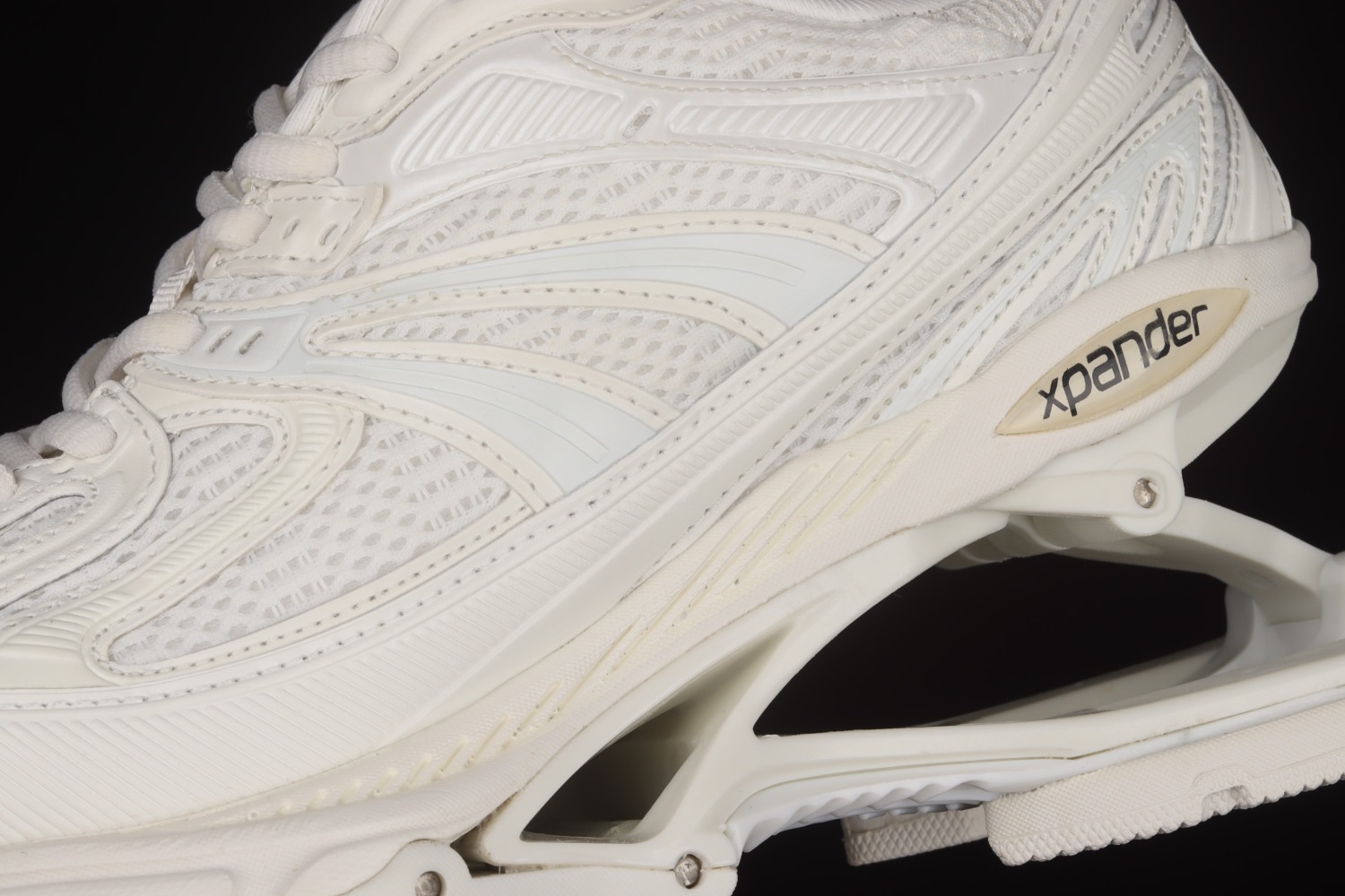 Bal**ci*ga X-Pander 6.0  white 6538-W2RA2-9000