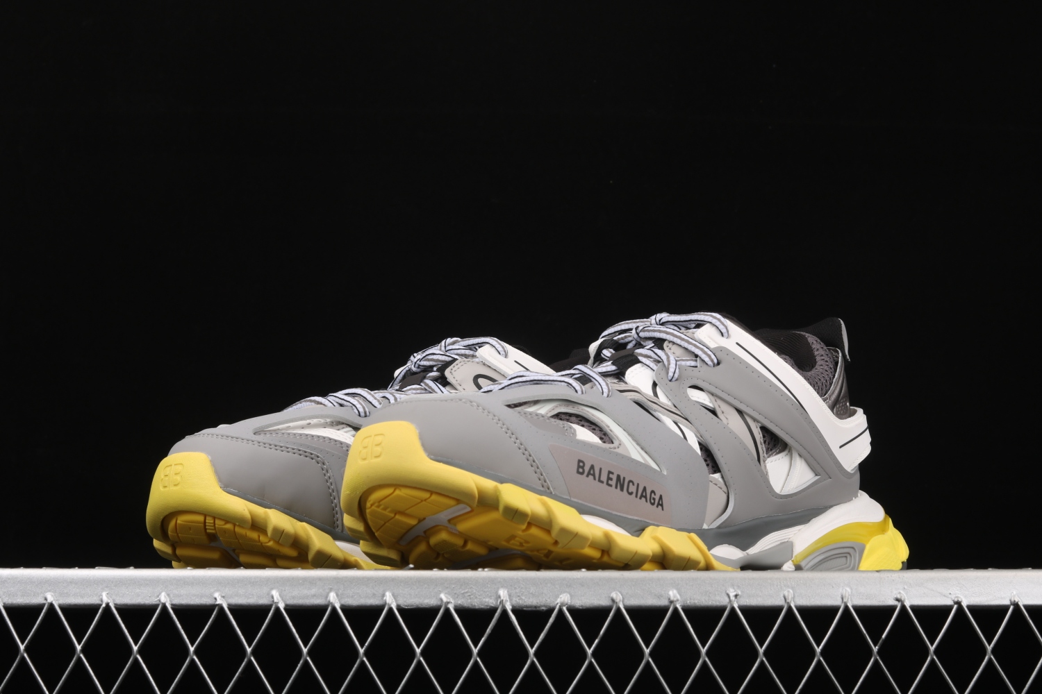 Bal**ci*ga Track Sneaker   ECBA609296A