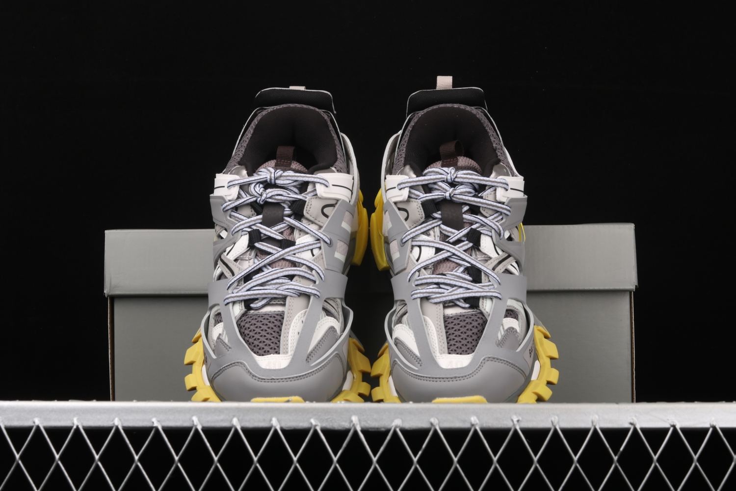 Bal**ci*ga Track Sneaker   ECBA609296A