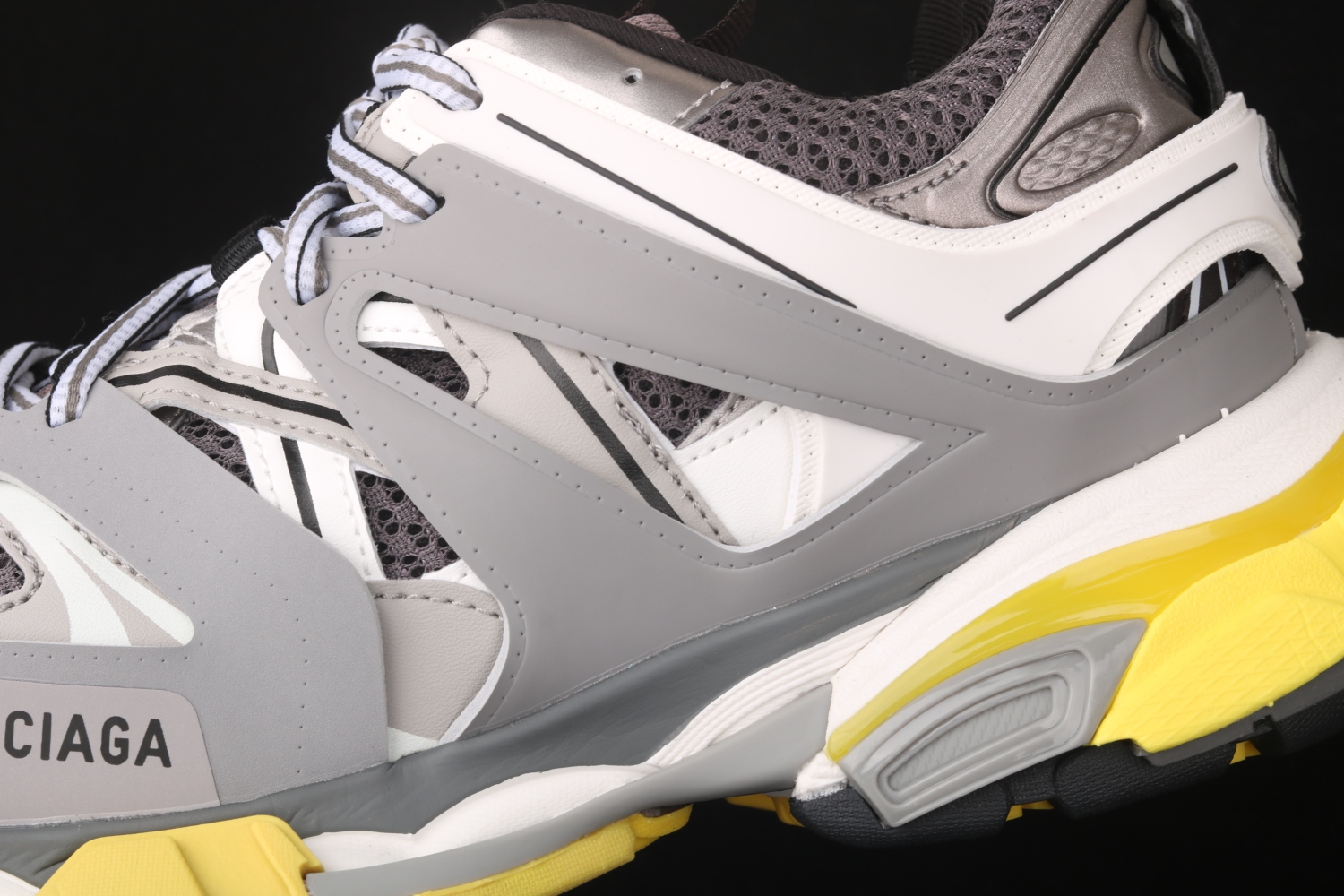 Bal**ci*ga Track Sneaker   ECBA609296A