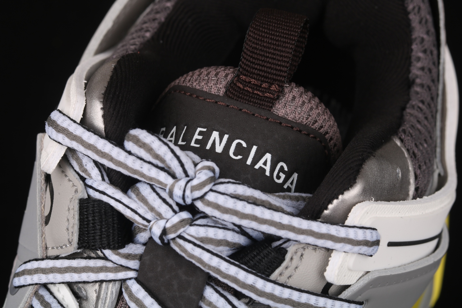 Bal**ci*ga Track Sneaker   ECBA609296A
