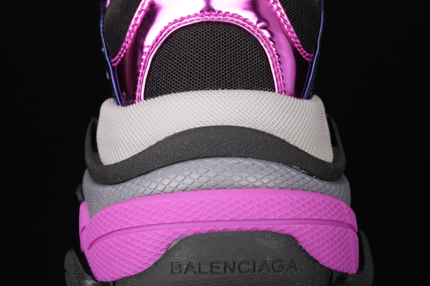 Bal**ci*ga Track.2 Open 524039-W2FW1-1976