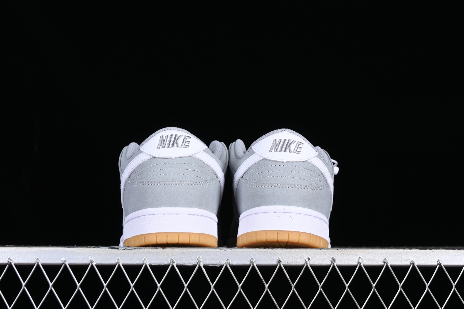 Nike SB Dunk Low Pro ISO Orange Label Wolf Grey Gum DV5464-001