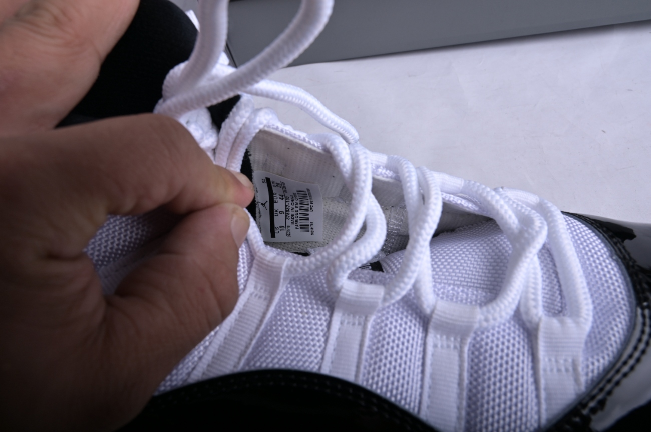 Jordan 11 Retro Concord (2018) 378037-100