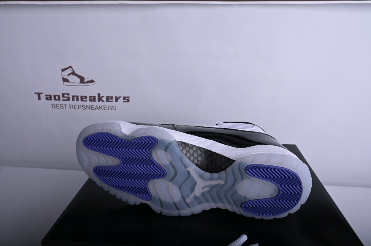 Jordan 11 Retro Concord (2018) 378037-100