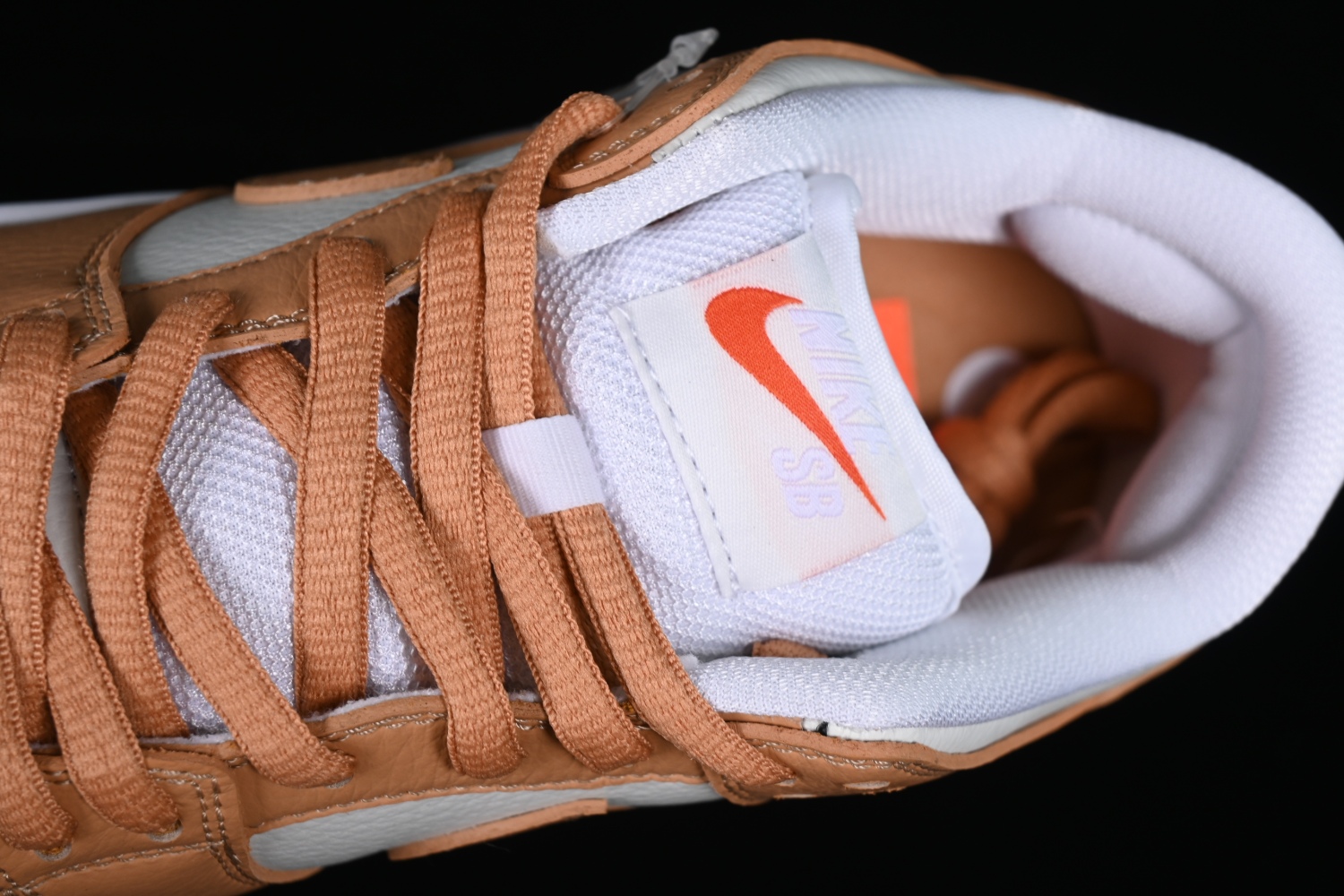 Nike SB Dunk Low Pro ISO Light Cognac DM8998-200