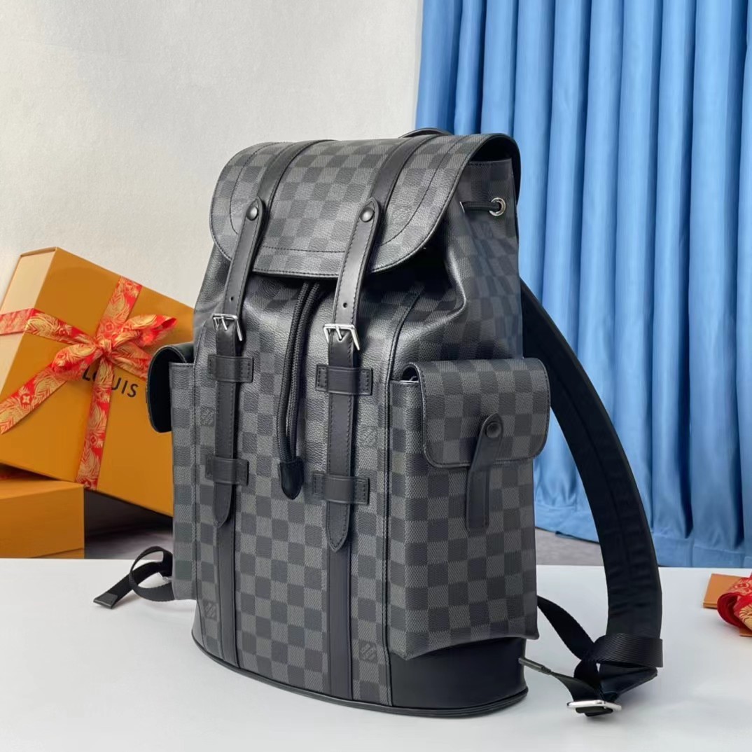 Lo**s Vu**ton Christopher Damier Graphite PM Black N41379
