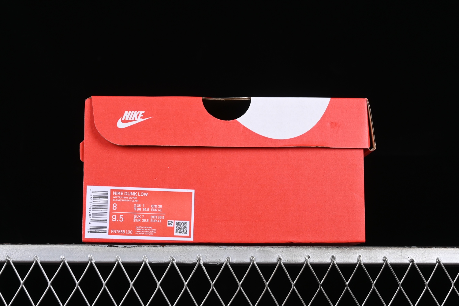 Nike Dunk Low Light Silver Corduroy FN7658-100