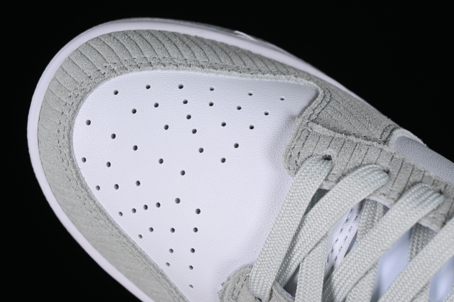 Nike Dunk Low Light Silver Corduroy FN7658-100