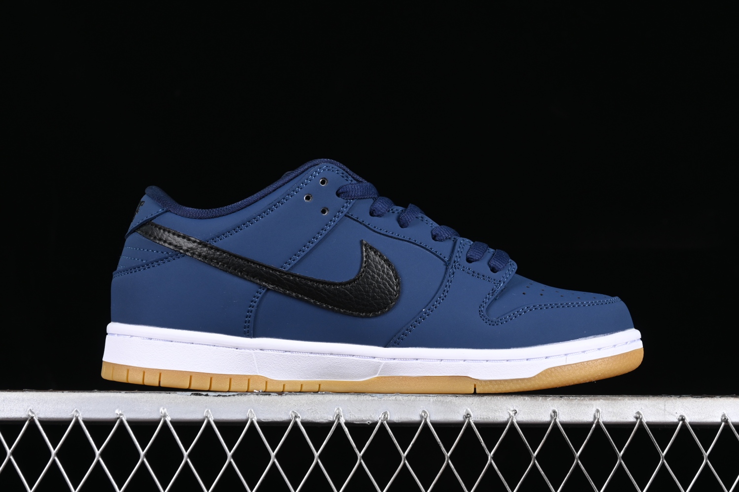 Nike SB Dunk Low Navy Black Gum CW7463-401