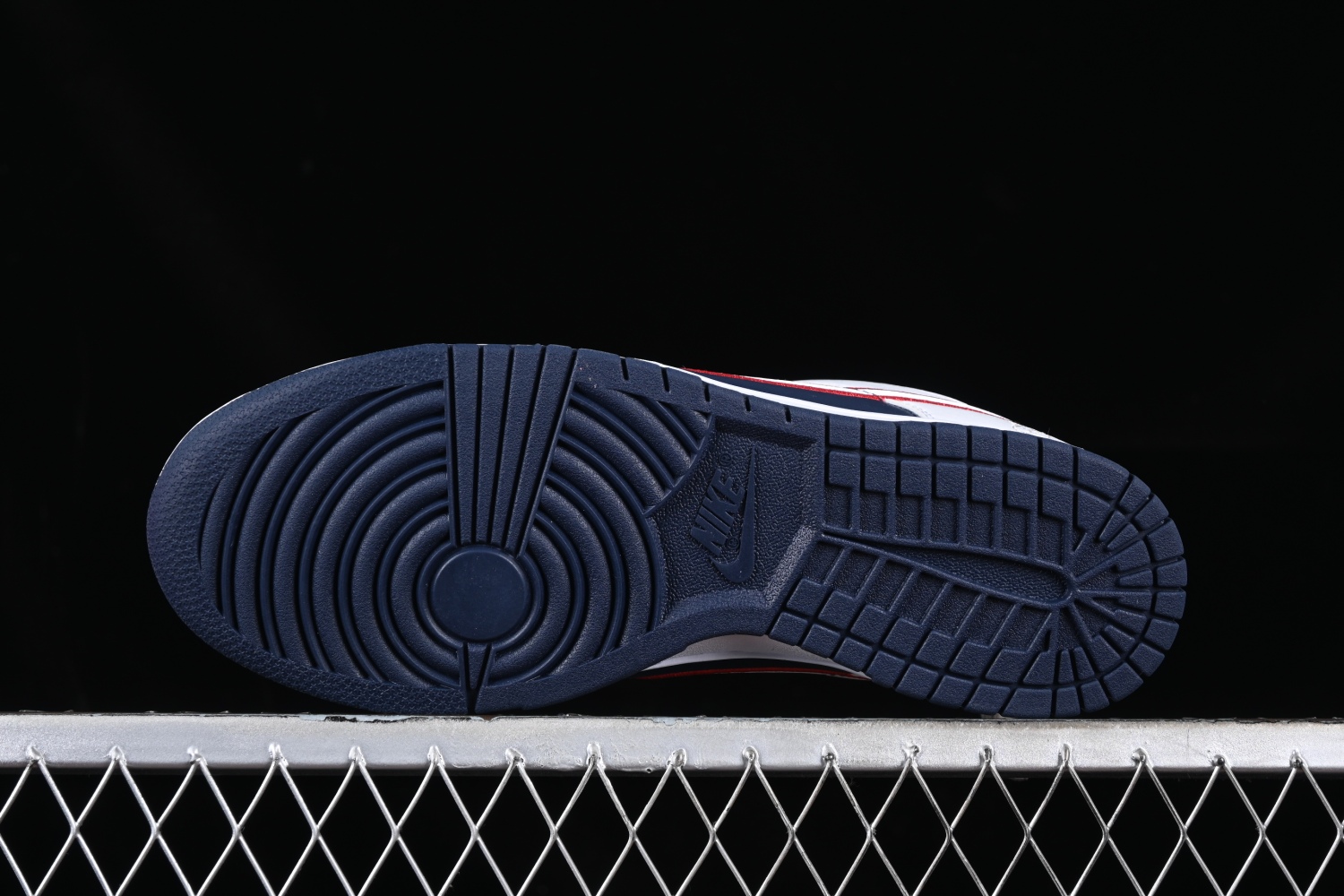 Nike SB  Dunk Low  Houston Comets Four-Peat  DZ2780-100