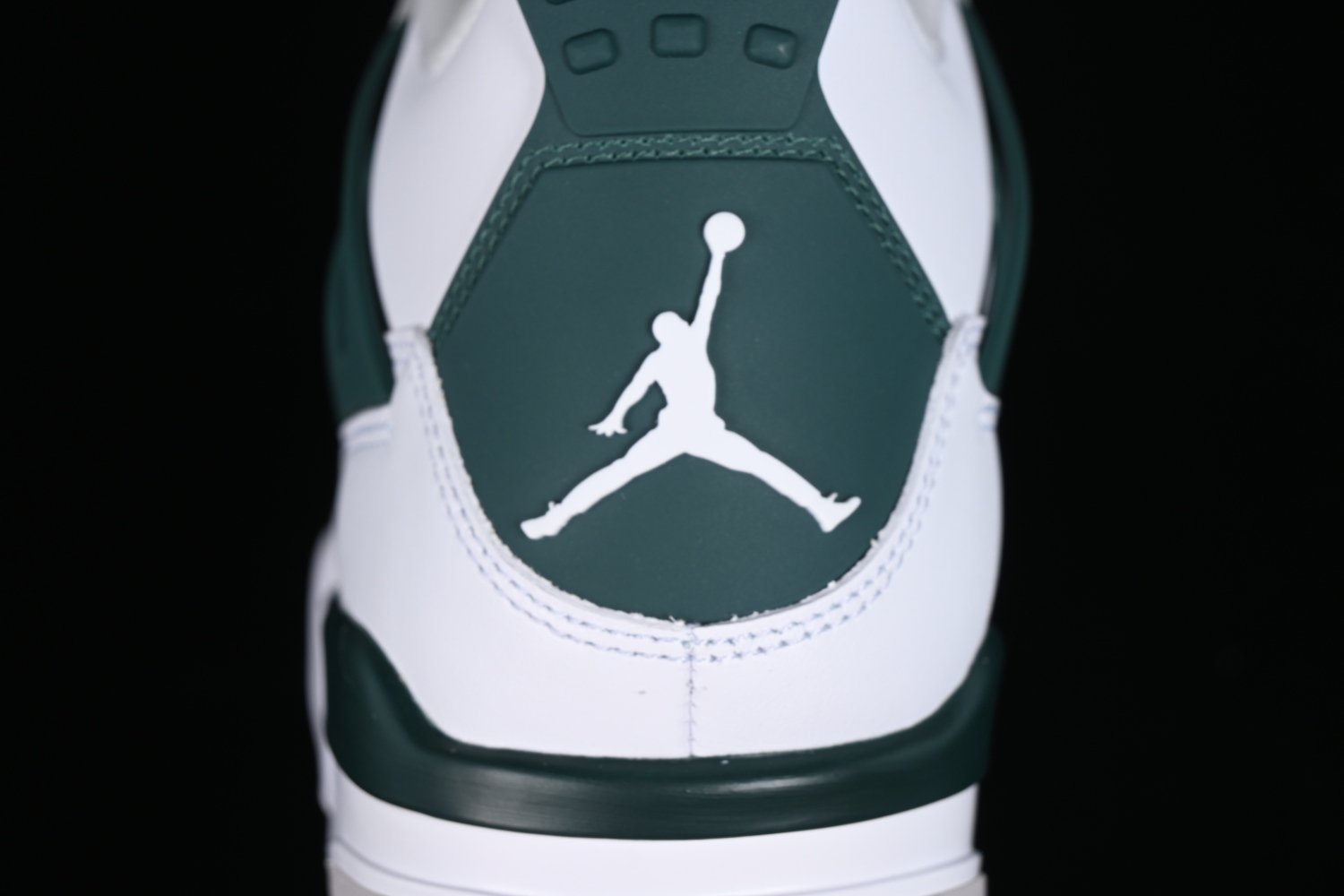 Jordan 4 Retro  Oxidized Green  FQ8138-103