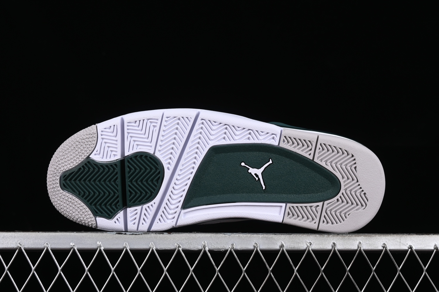 Jordan 4 Retro  Oxidized Green  FQ8138-103